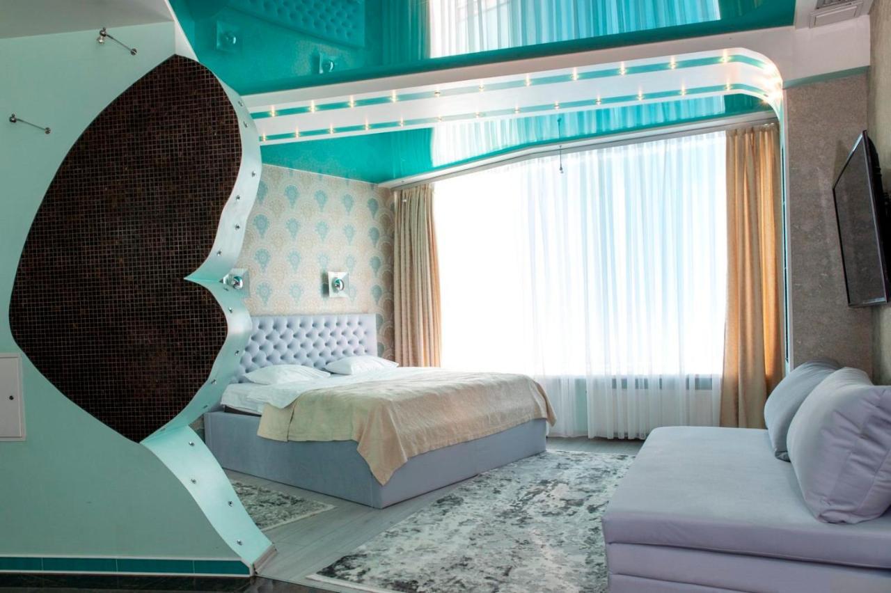 Seven Eleven Apartment Hotel In Most City Dniepropietrowsk Zewnętrze zdjęcie