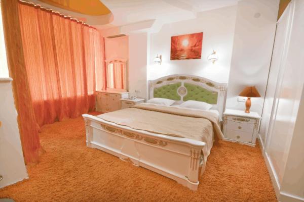 Seven Eleven Apartment Hotel In Most City Dniepropietrowsk Zewnętrze zdjęcie